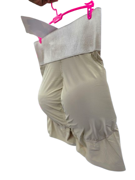 پروتز باسن قلمبه ای قزندار کرمی